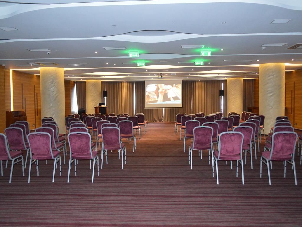 Premier Palace Spa Hotel Bucarest Exterior foto The conference room