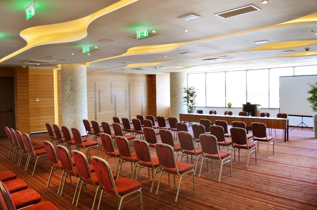 Premier Palace Spa Hotel Bucarest Exterior foto A conference room